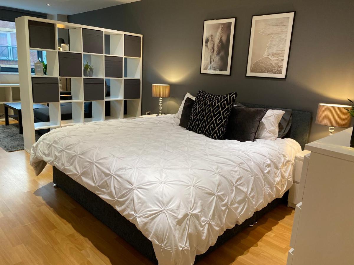 City Centre Modern Studio Apartment - Westone Free Wifi, Gym Access, Netflix Sheffield Exteriör bild